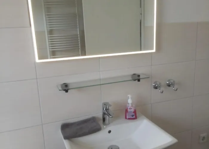 Gemuetliche, Feine Mit Naehe Zum Rhein- Ideal Fuer 2 * Coblence